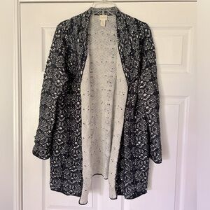 Chicos Size 3P Navy Blue and Cream Cardigan